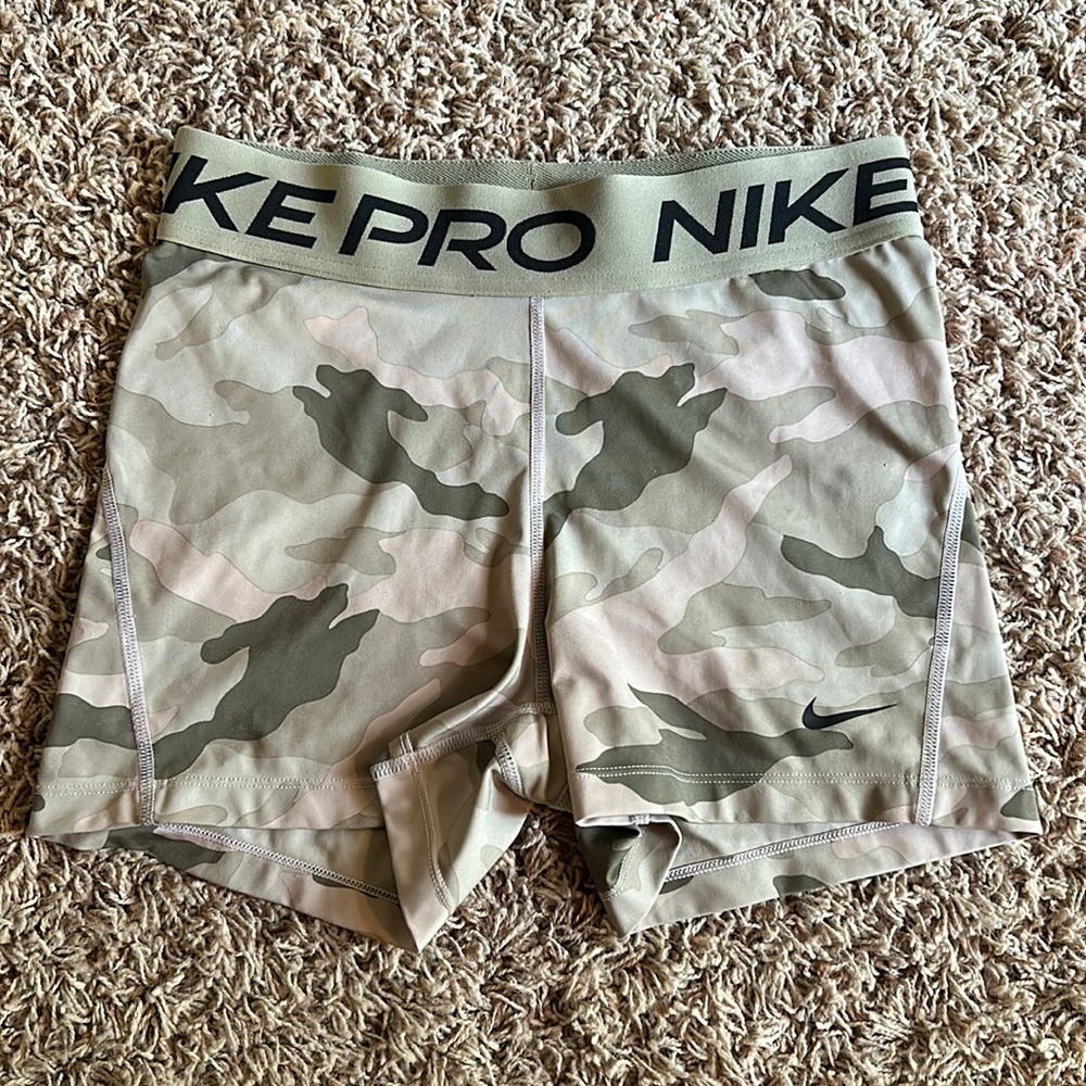 Nike Pro Camo Spandex